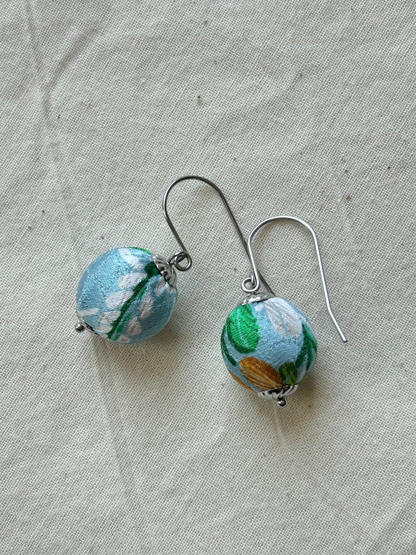 Aretes KIRA - Mezcla Suave Azul Océano