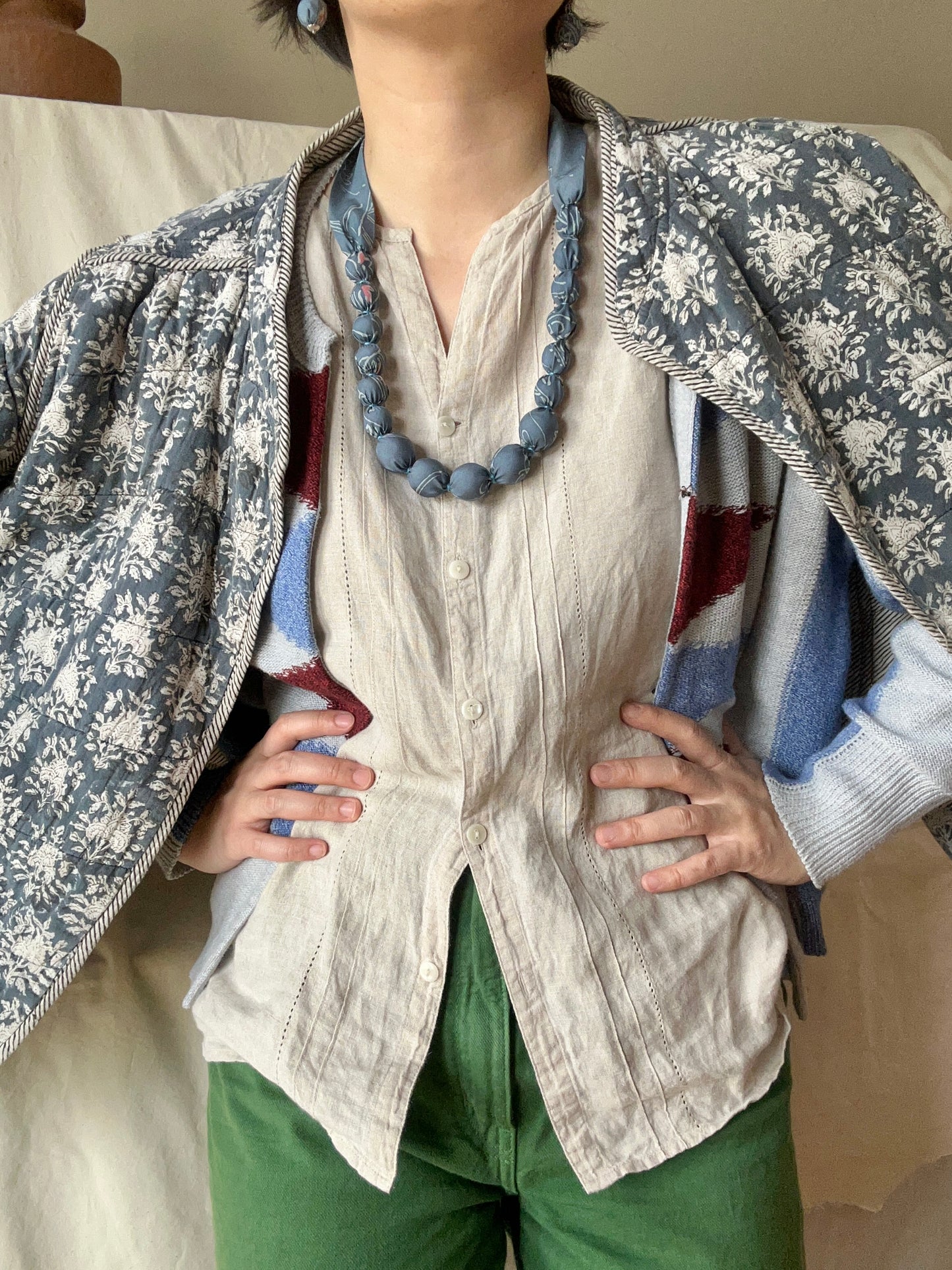 KIRA Necklace -Vase in Blue