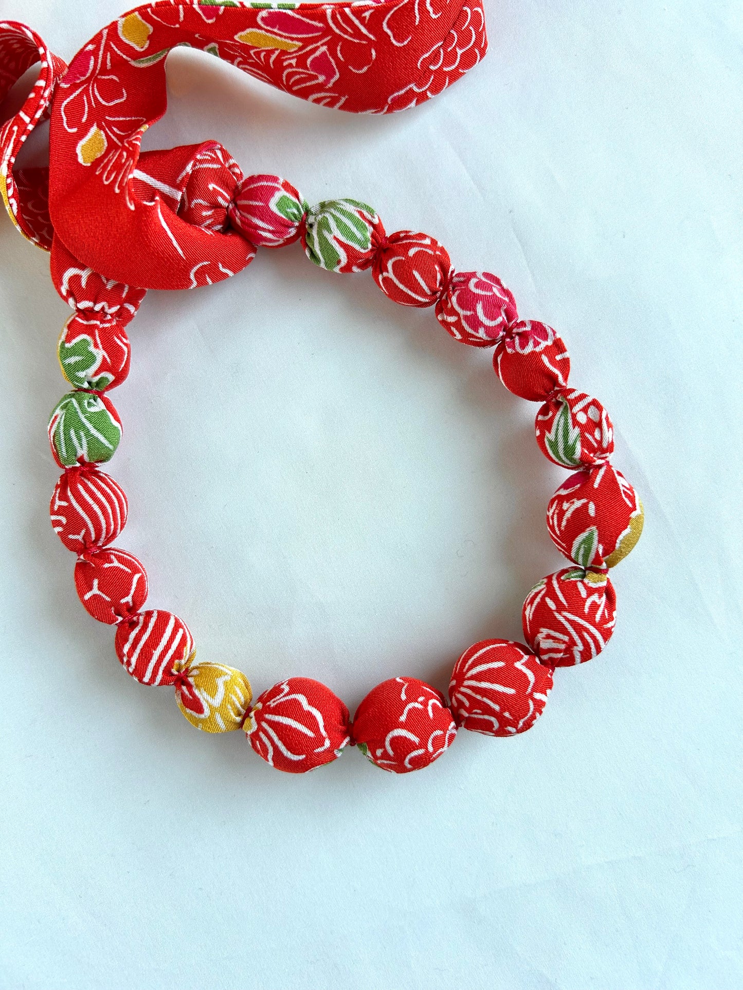 KIRA Necklace -Scarlet Kiku
