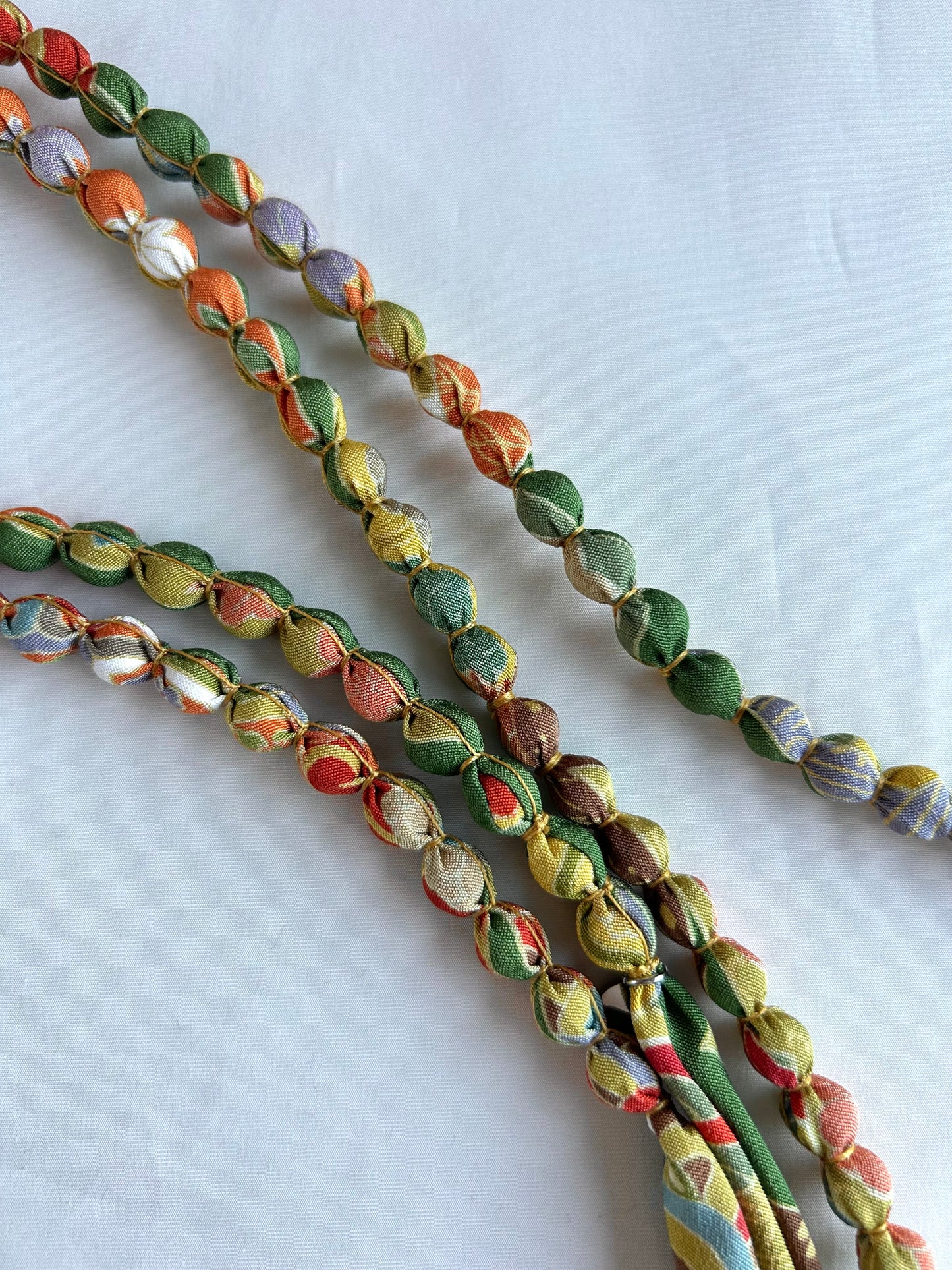 Collar SAKURAKA - Verde Festivo