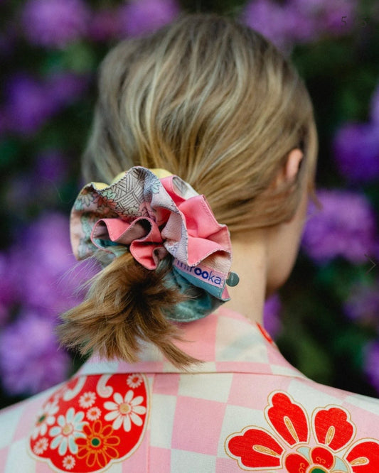 Cinta de pelo con flor -Sakura