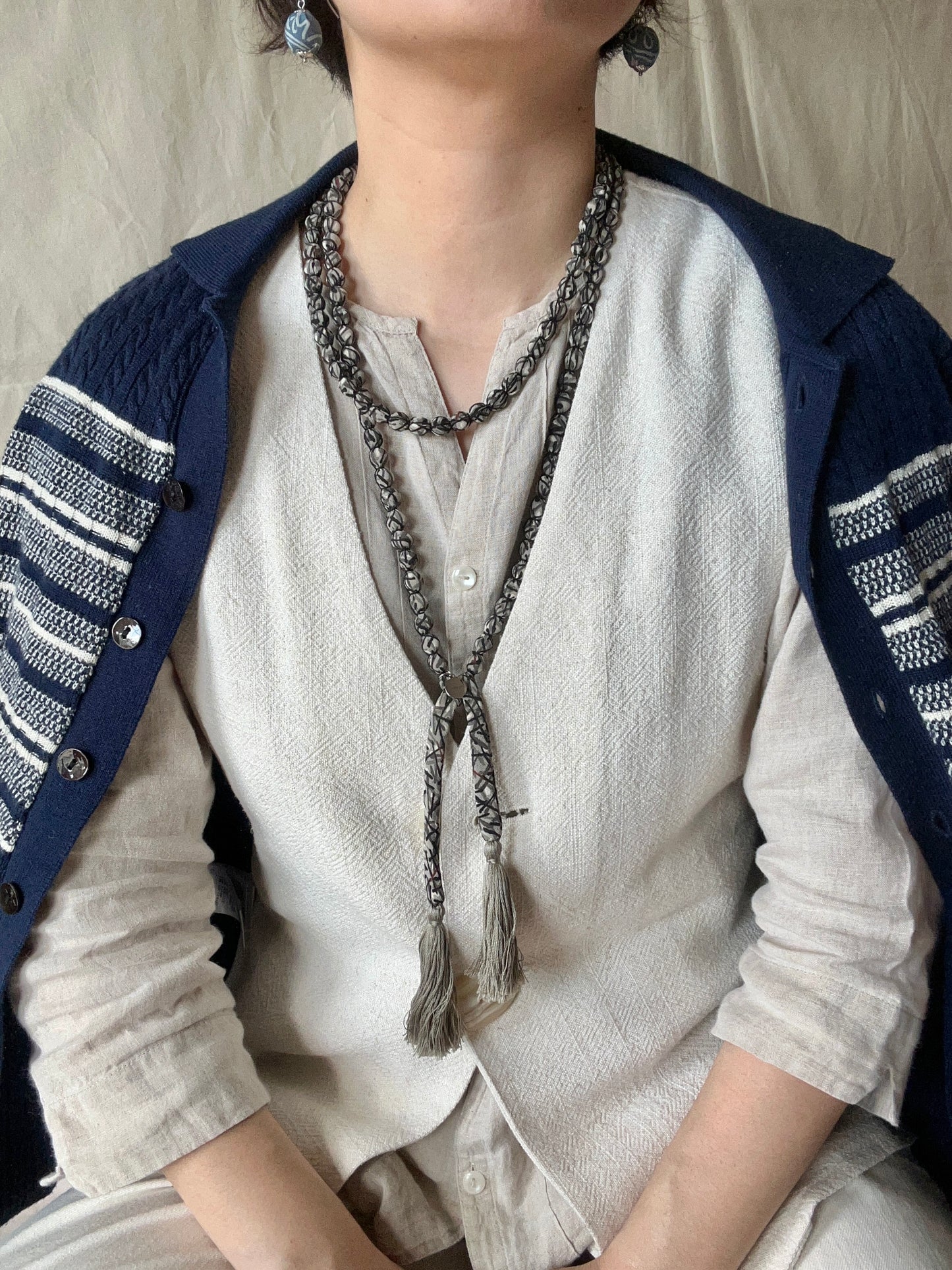 Collier SAKURAKA - Gris galet