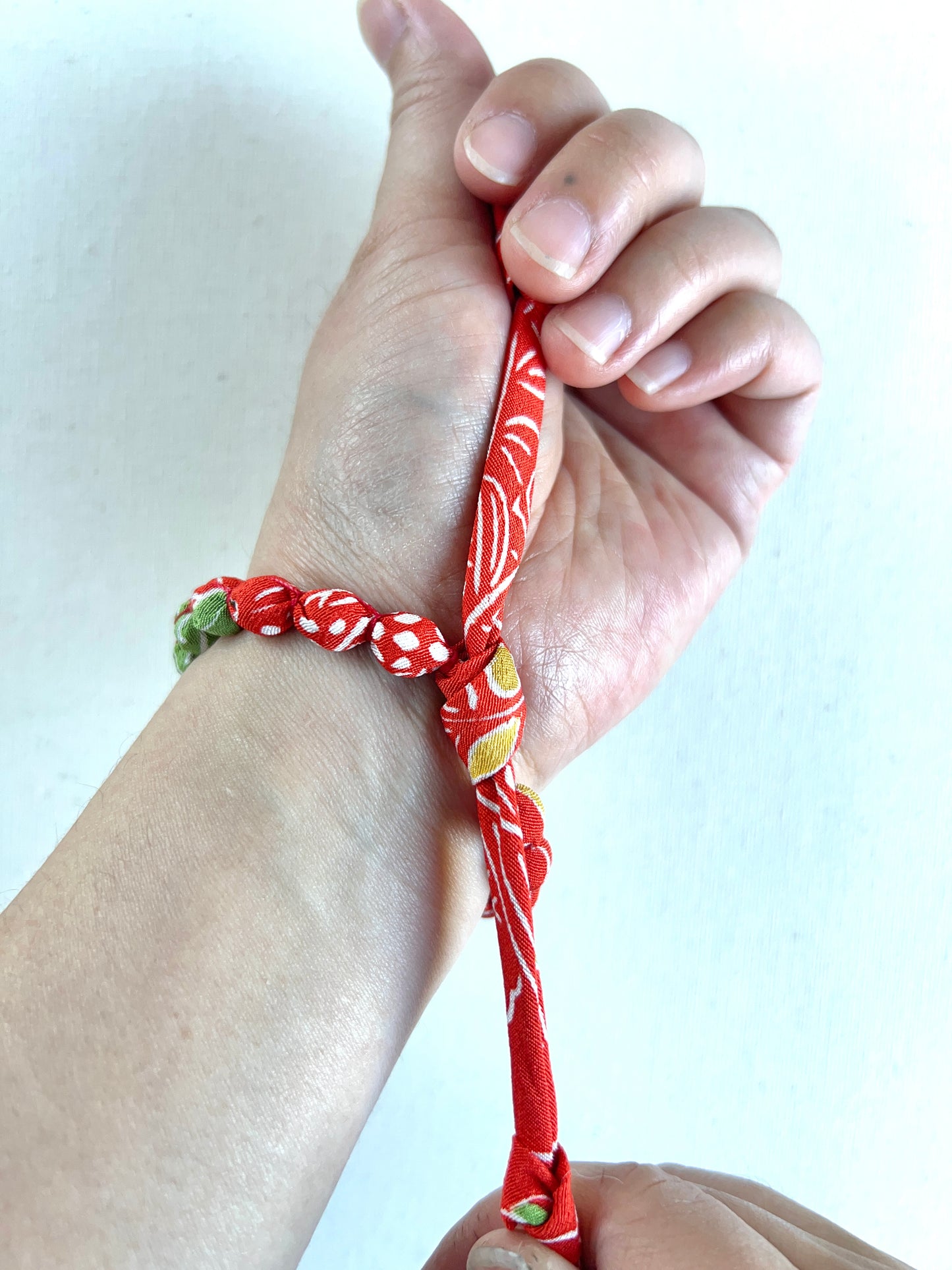 HAGI Bracelet -Scarlet Kiku