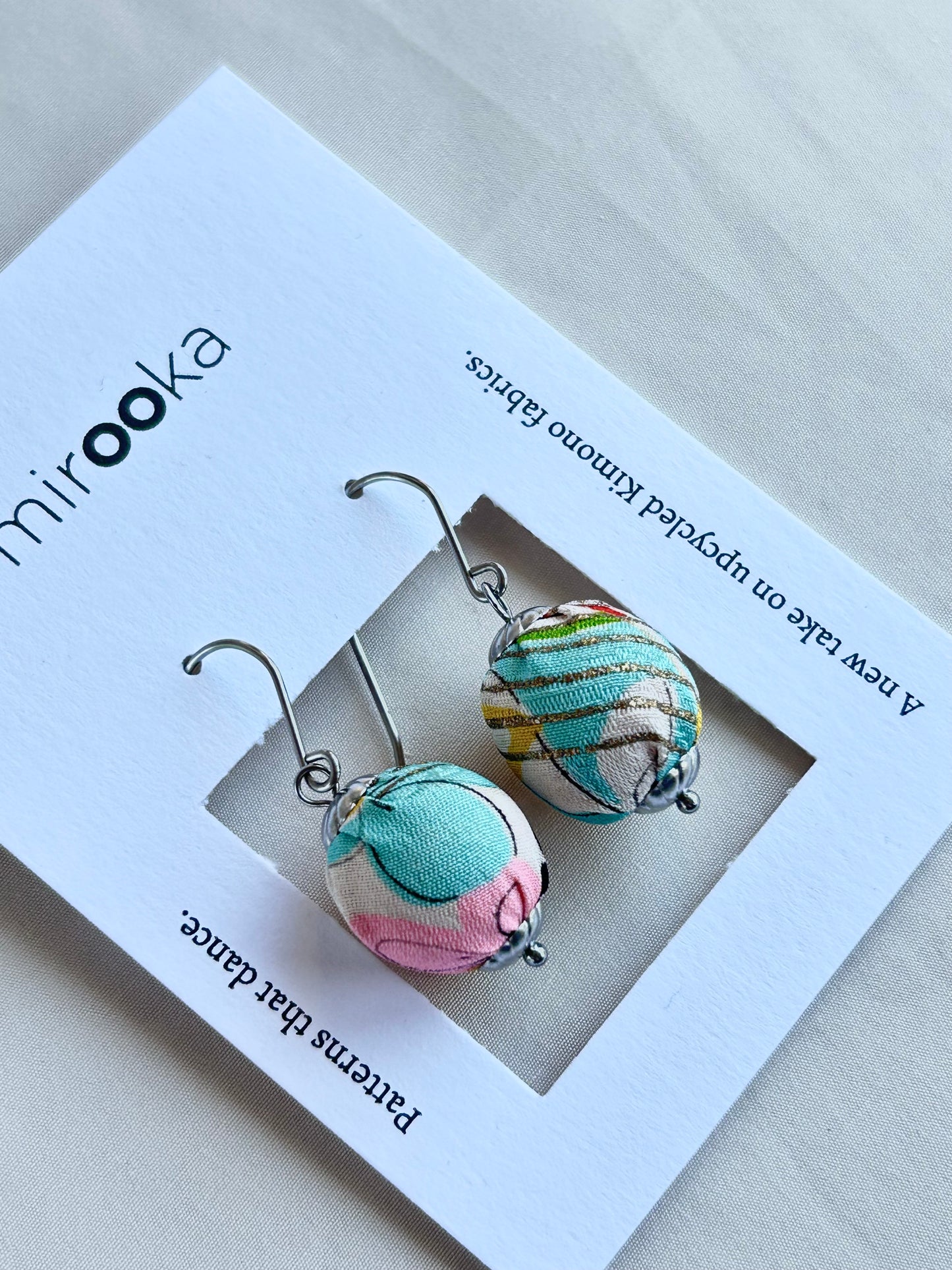 Boucles d'oreilles KIRA - Mélange léger Fleur Bonbon