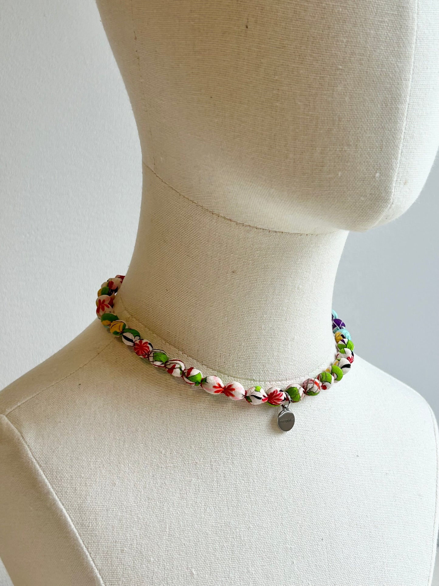Collar MIKA - Caramelo de flores
