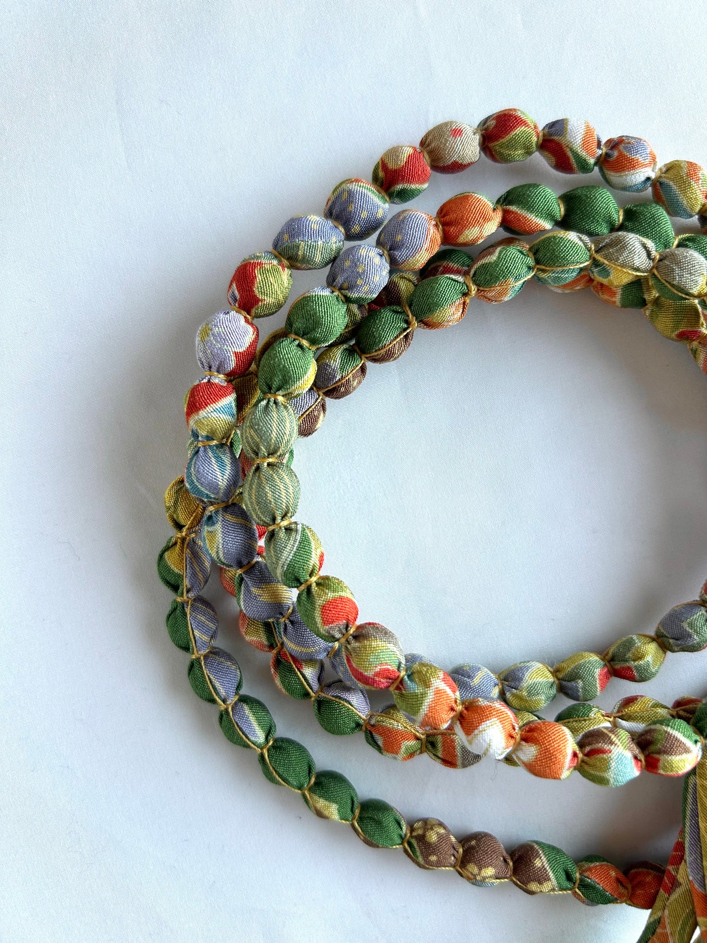 Collar SAKURAKA - Verde Festivo