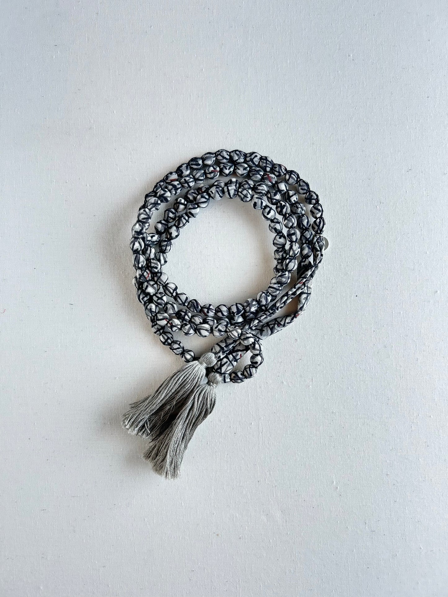 Collier SAKURAKA - Gris galet