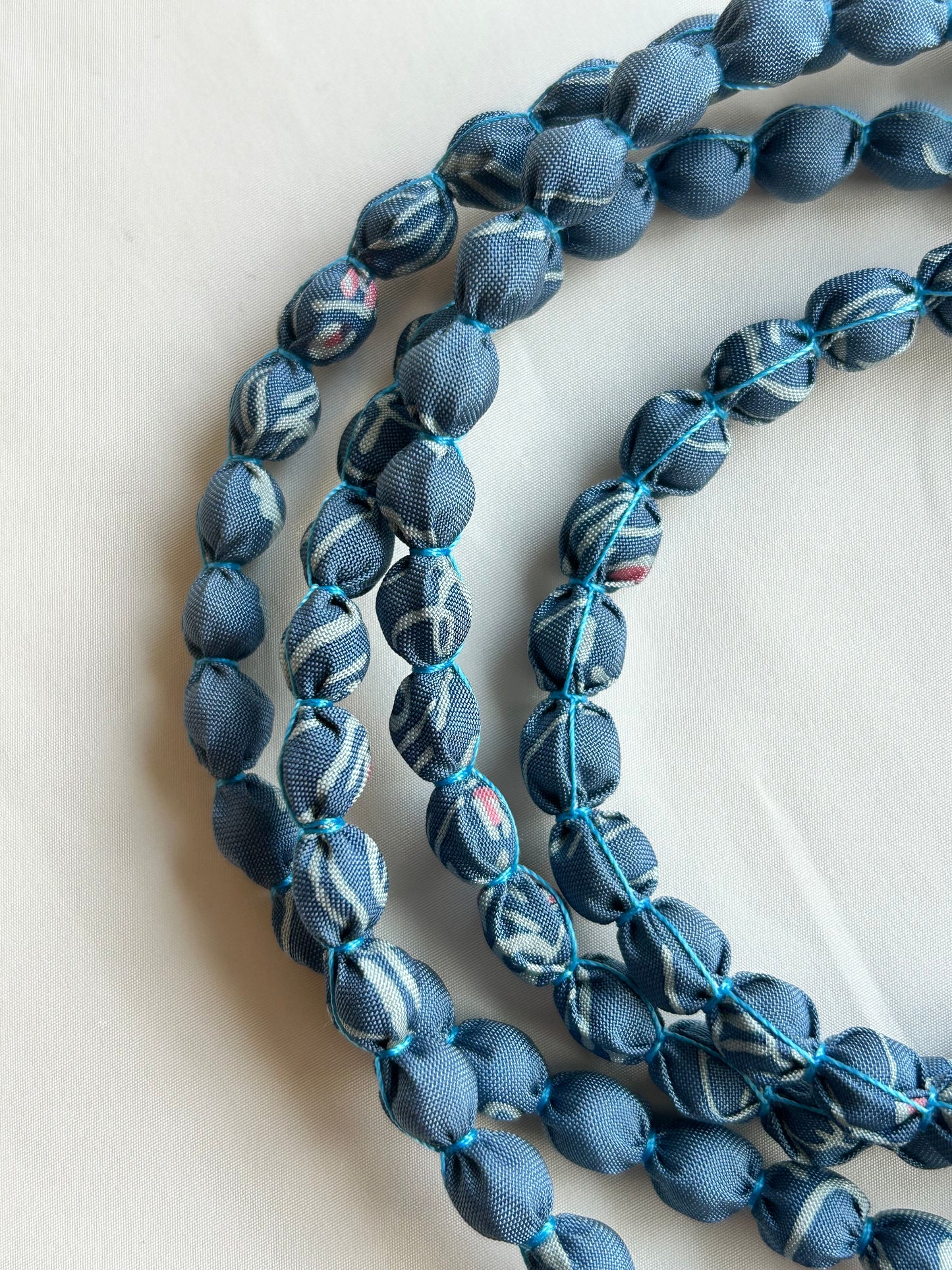 SAKURAKA Necklace -Vase in Blue